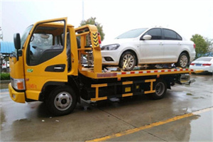 甘德附近拖车救援24小时服务热线